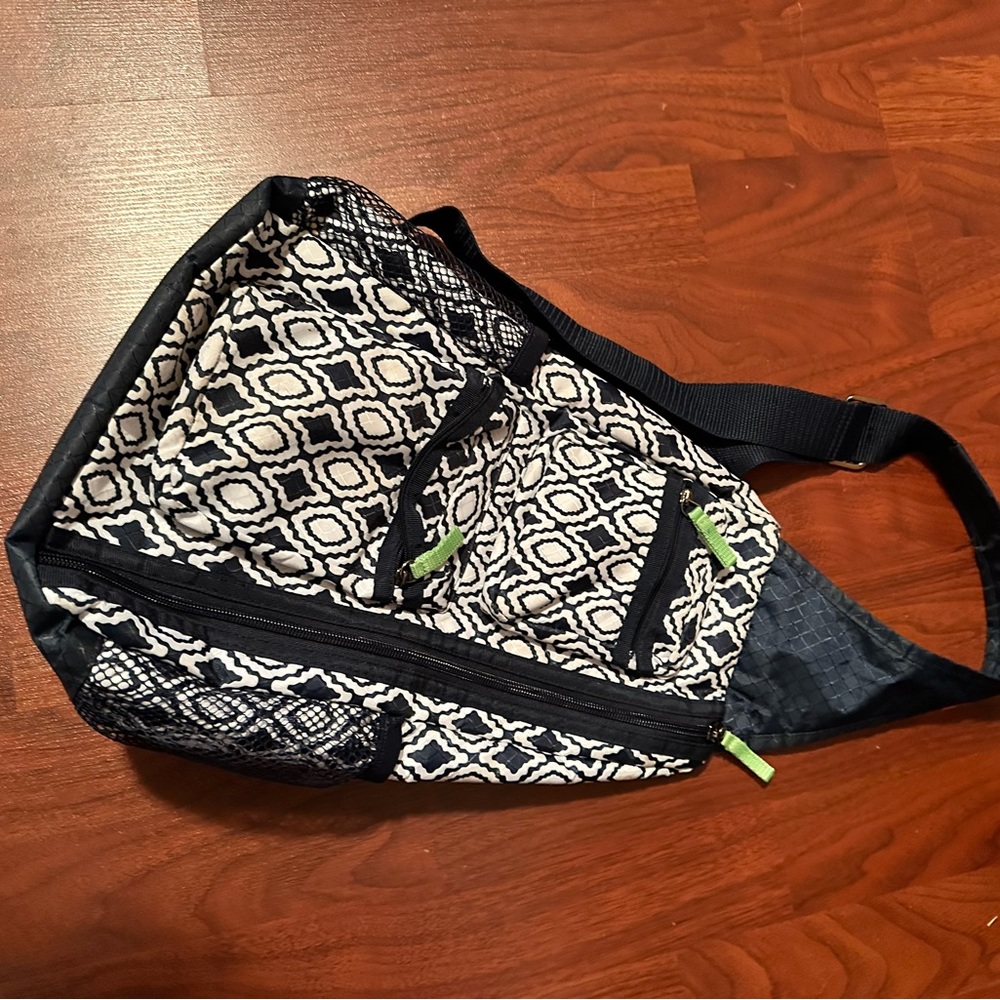 Thirty One Adjustable Sling Back Bag - Backpack - blue & white w/green interior